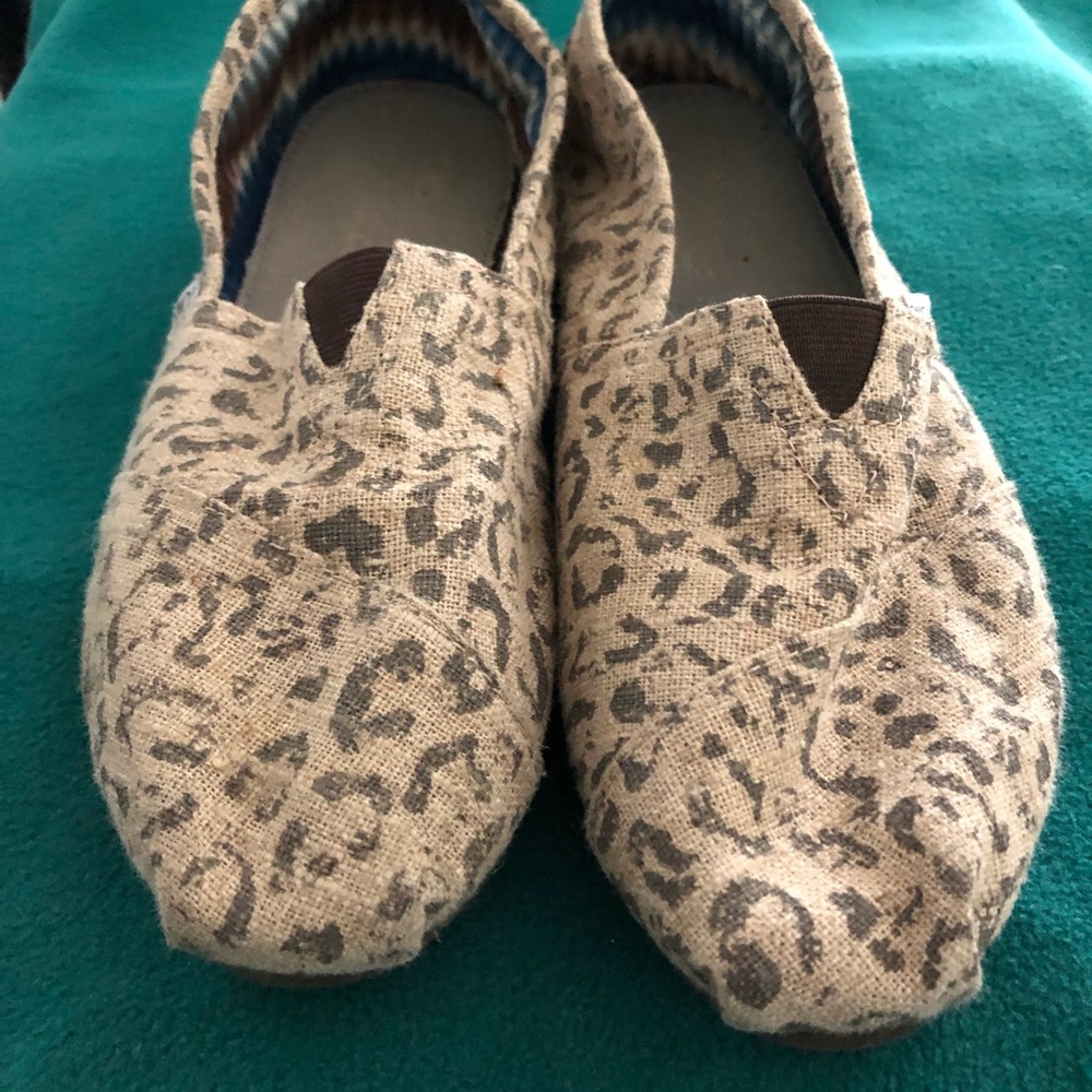 TOMS Leopard Canvas Slip Ons